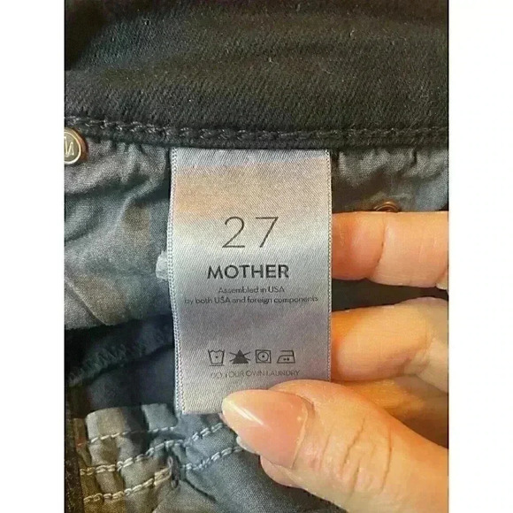 Mother Women's the stunner two step ankle fray dark wash holding hands size 27 - Picture 6 of 9